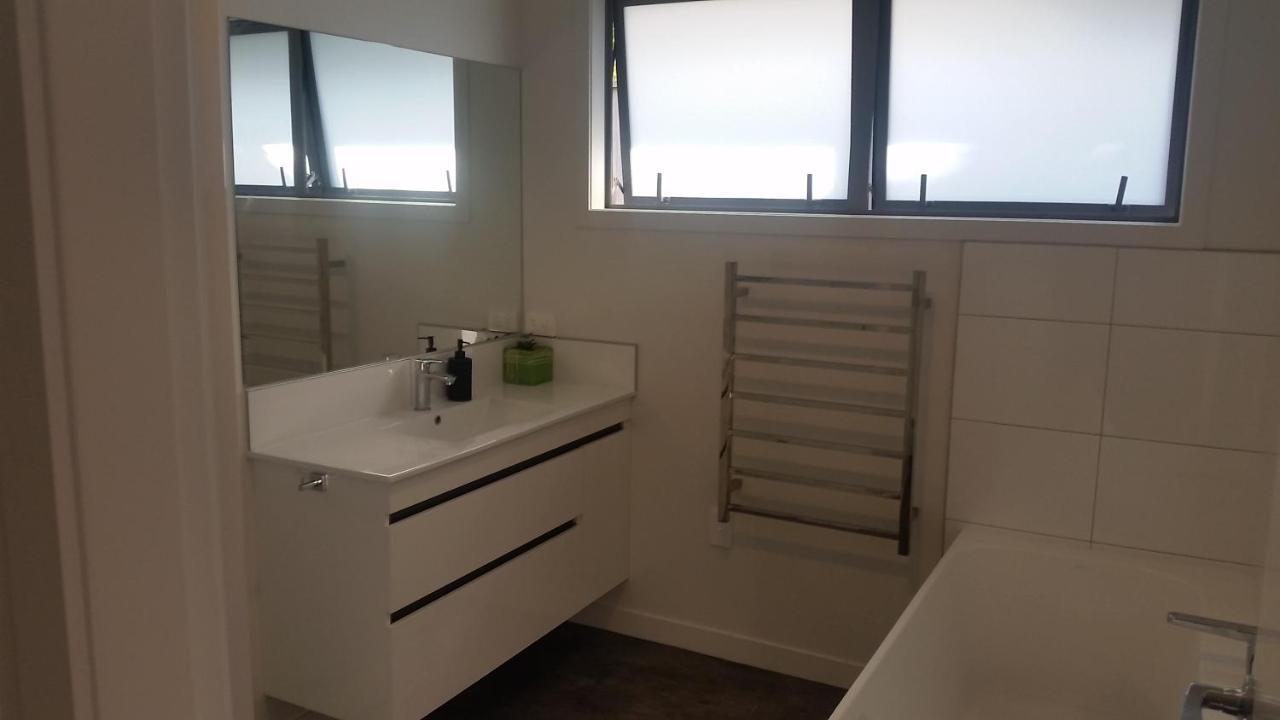 Edgehill - Semi Self-Contained Eco Friendly Home Тауранга Екстер'єр фото